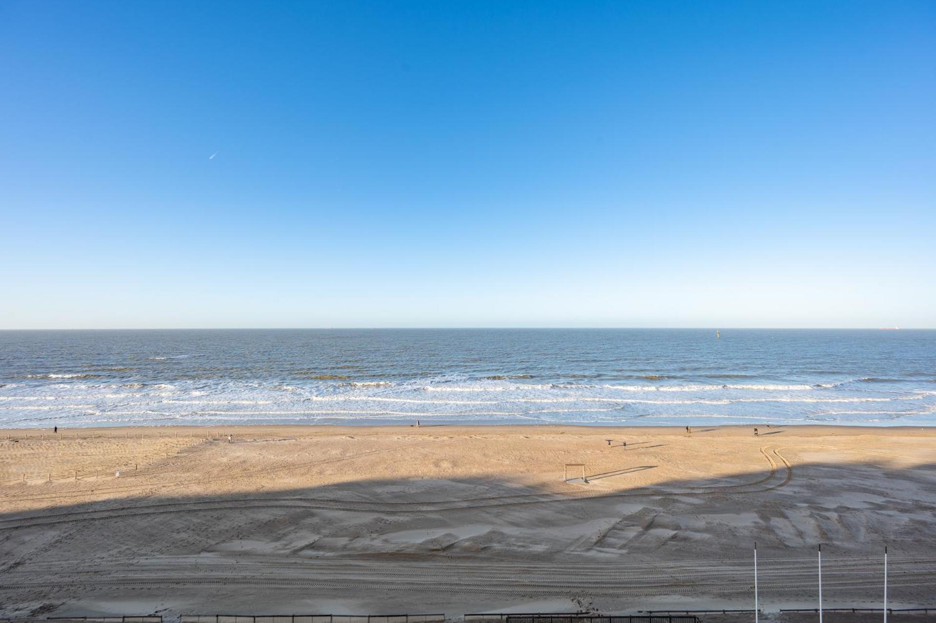 Appartement 7 Op De Zeedijk In Knokke Voor Max 6 Personen นอคเคอ-เฮสท์ ภายนอก รูปภาพ